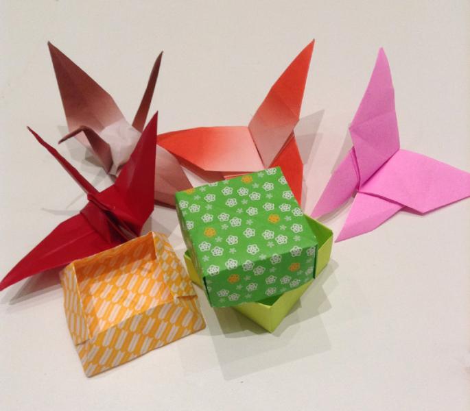 Origami, pliage du papier japonais